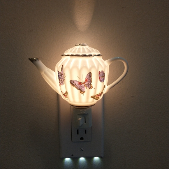 Porcelain Night Light - Picture 11 of 16